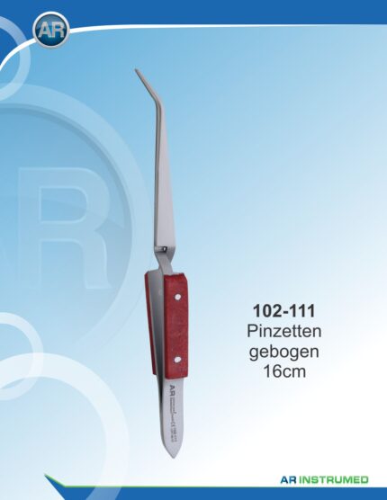 AR INSTRUMED Mini Excess Scaler ist ein langlebiges zahnmedizinisches Instrument aus poliertem Edelstahl mit einer scharfen, gebogenen Spitze zur Entfernung von überschüssigem Füllmaterial. Der ergonomische, weiche Silikongriff sorgt für Komfort, sicheren Halt und präzise Kontrolle während der Anwendung.